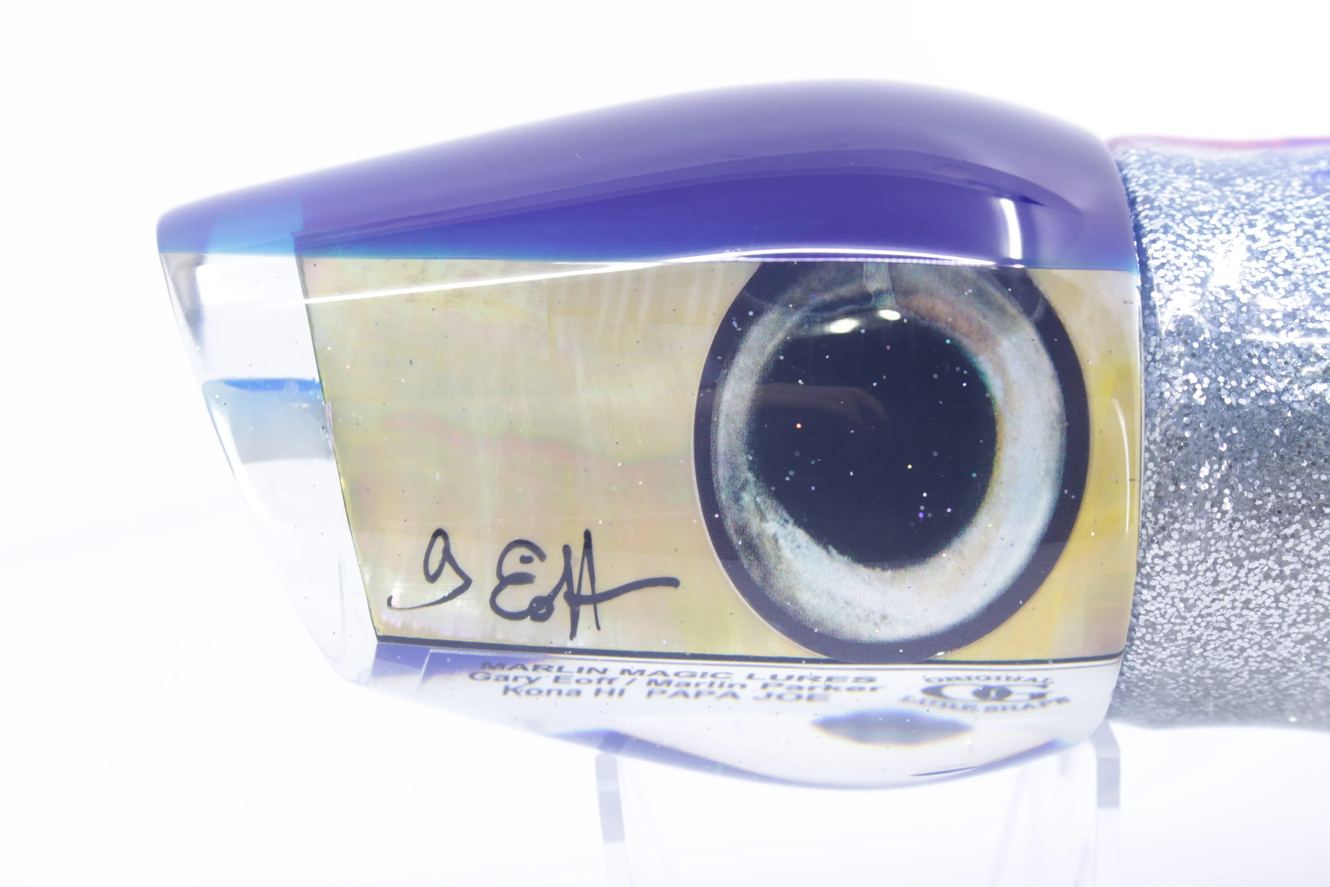 Marlin Magic Golden MOP Blue Back Taxi Eyes Papa Joe 16" 19oz Skirted - Image 4